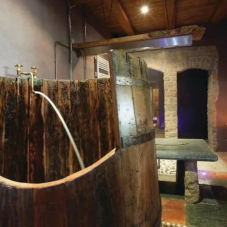 Cascina Del Monastero * La Morra