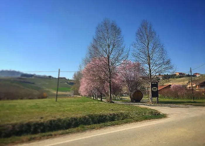 Cascina Del Monastero Фермерский дом *