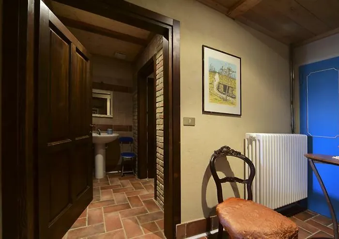 Cascina Del Monastero Фермерский дом Ла Морра