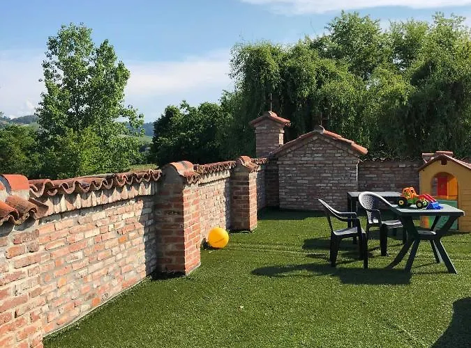 Cascina Del Monastero Фермерский дом *